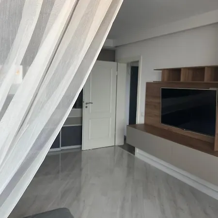 La Plaja! Апартаменты Констанца